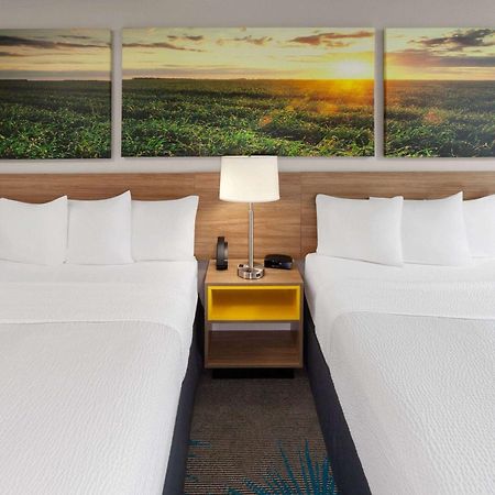 Days Inn & Suites By Wyndham Of Morris Екстериор снимка